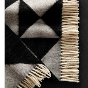 Mirror Throw Black Verpan - Throw Blanket